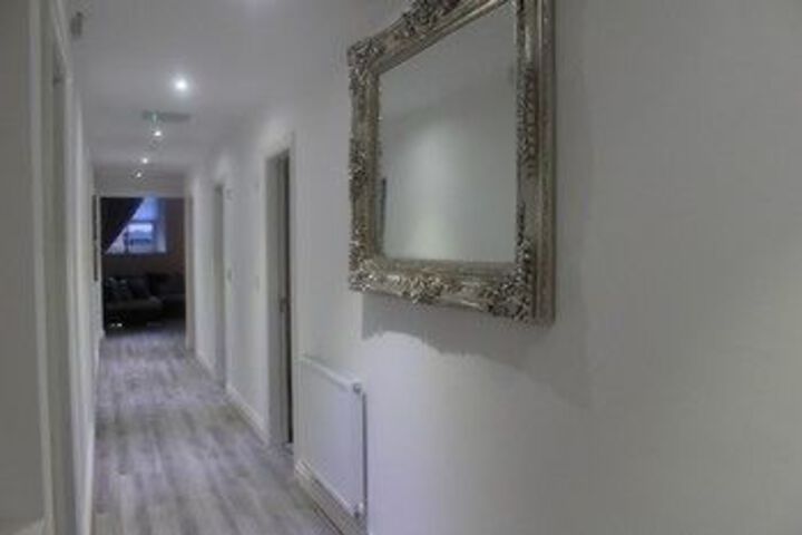 Room 4 of 29