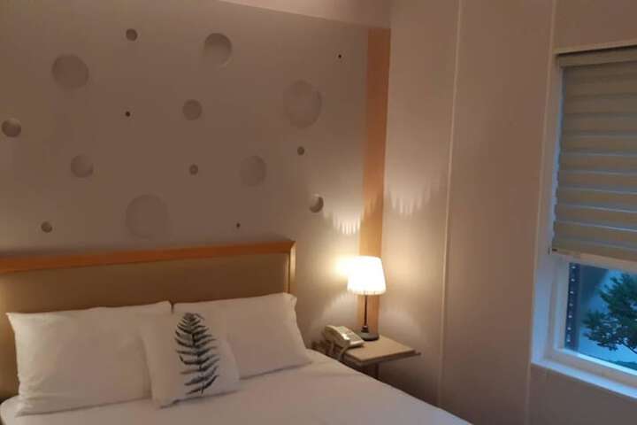 Room 15 of 58