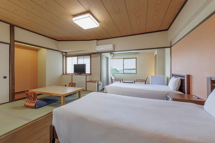 Room 20 of 90
