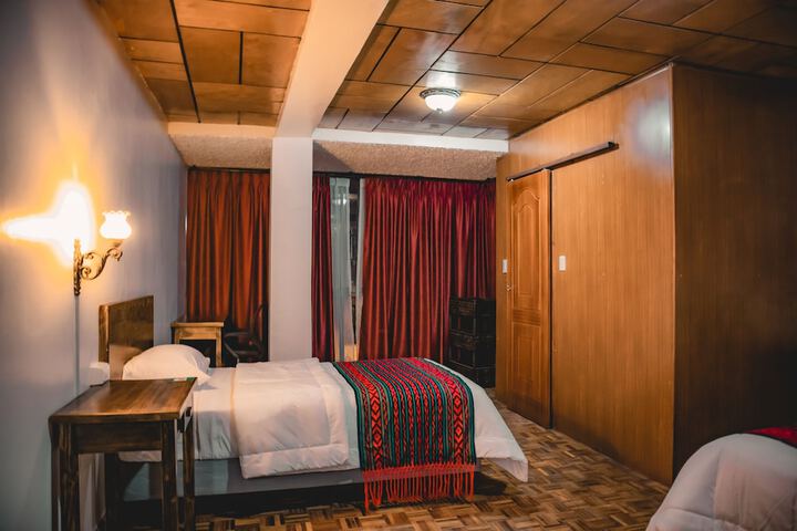 Room 12 of 42