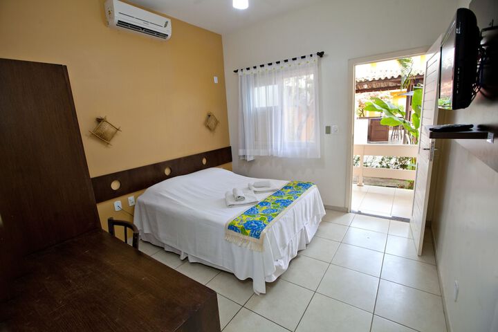Room 8 of 40
