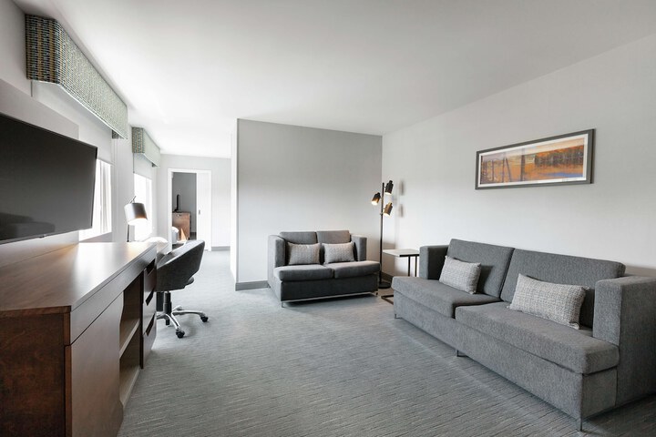Room 17 of 42