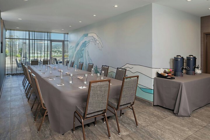 Meeting facility