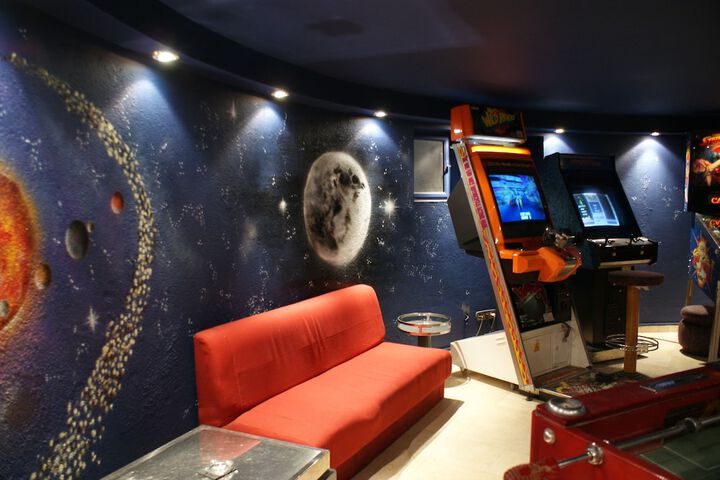 Room 77 de 129