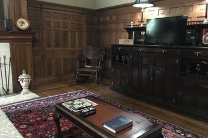 Room 44 of 49