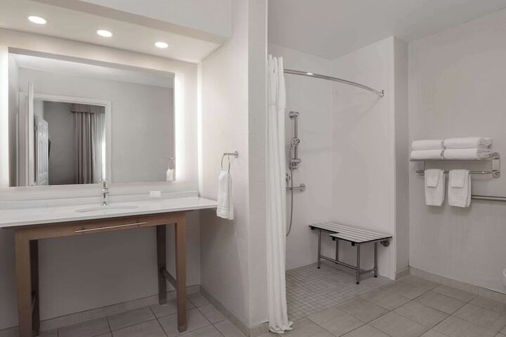 Bathroom shower