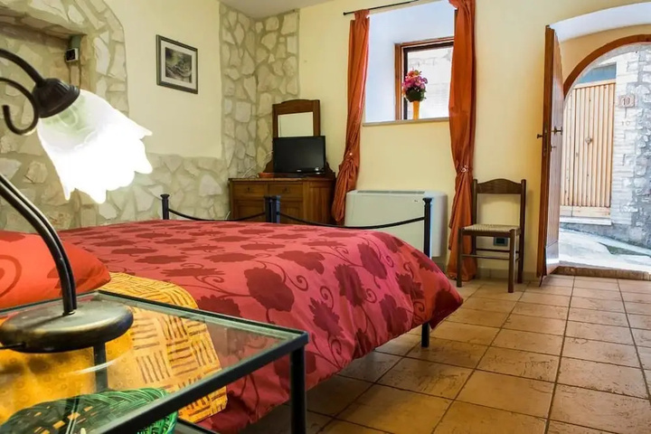 guest_rooms