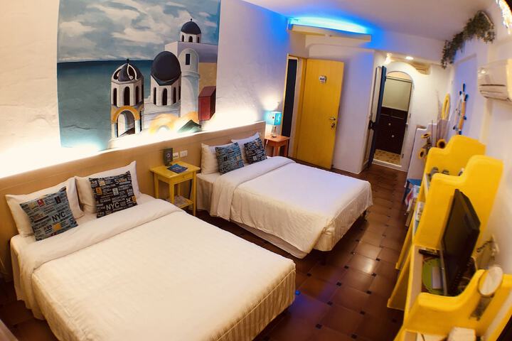 Room 10 of 65