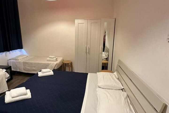 Room 2 of 15