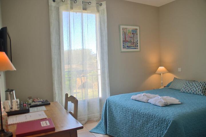 Room 7 of 44