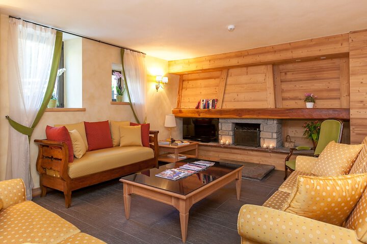Hotel Interior 2 of 48