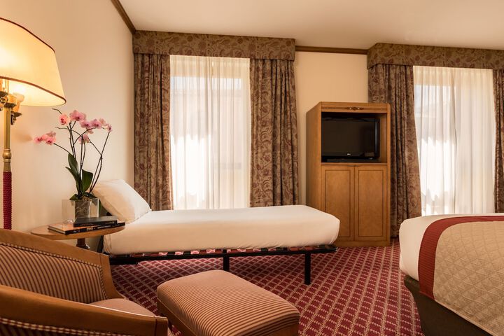 Room 10 of 41
