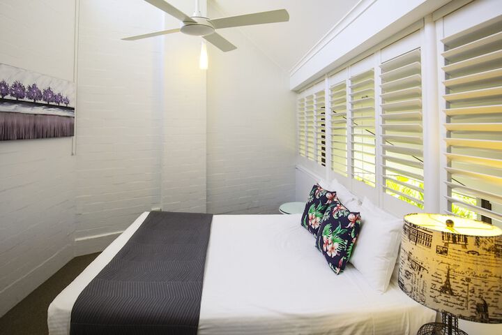 Room 30 of 109