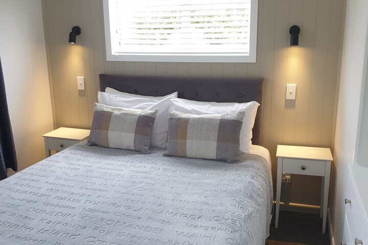 Room 13 of 52