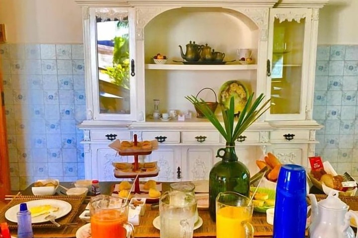 Breakfast/Coffee Service 118 of 143