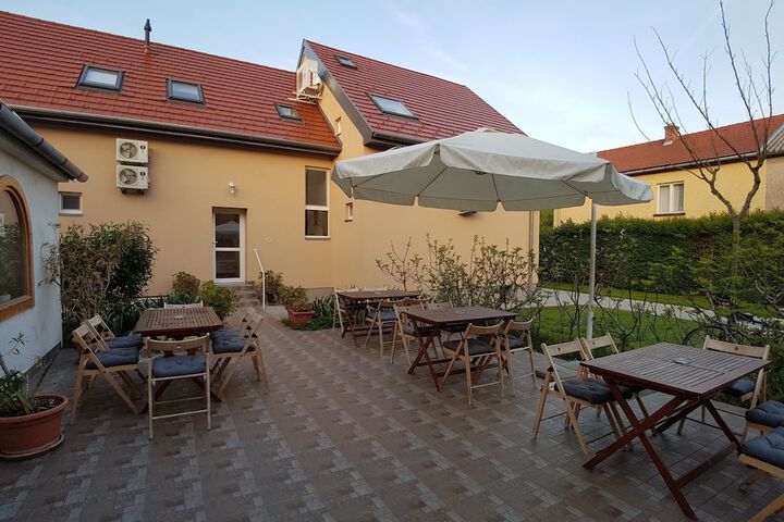 Babi Vendeghaz in Balatonfured