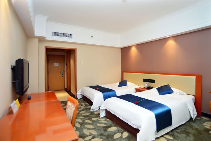 Room 20 of 65