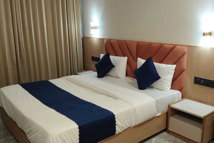 Room 18 of 26
