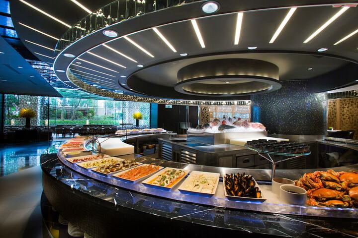 Dining 70 of 121
