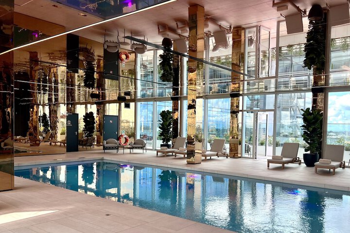 Pool 48 of 109