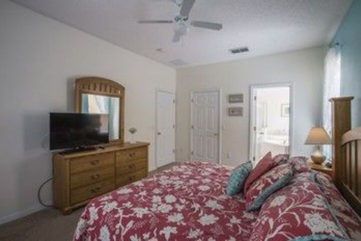 Room 8 of 24
