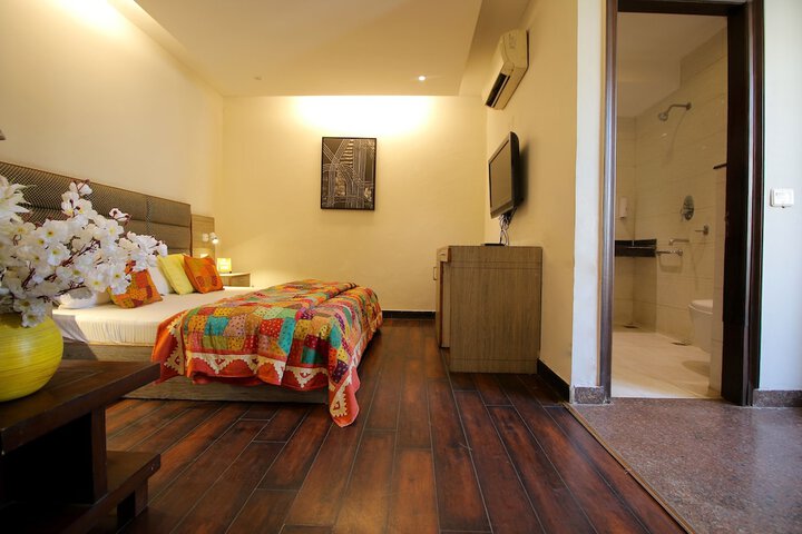 Room 18 of 57