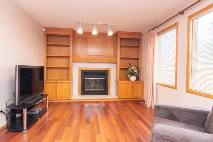Room 5 of 11