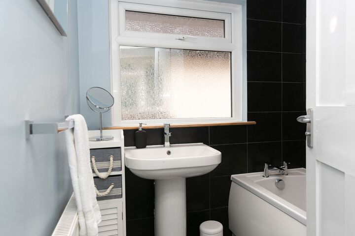 Room 2 of 11