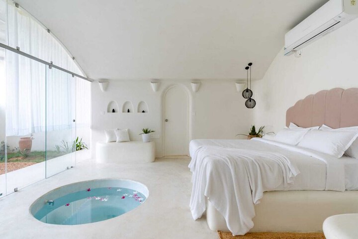 Room 13 of 56