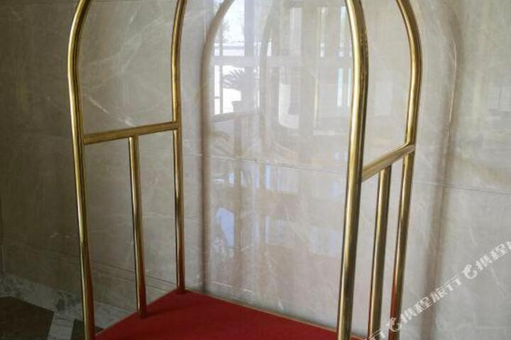Barcelo Oshideng Hotel (Yulin College Branch)