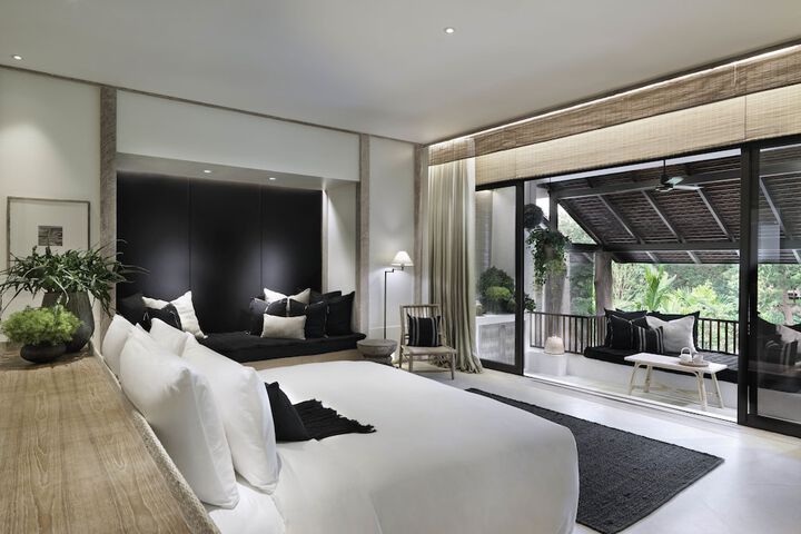 Room 5 of 41