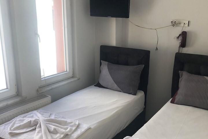 Room 36 of 137