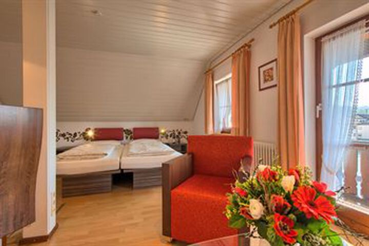 Room 16 of 41