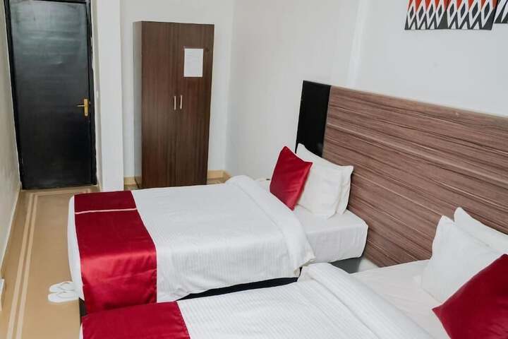 Room 5 of 22