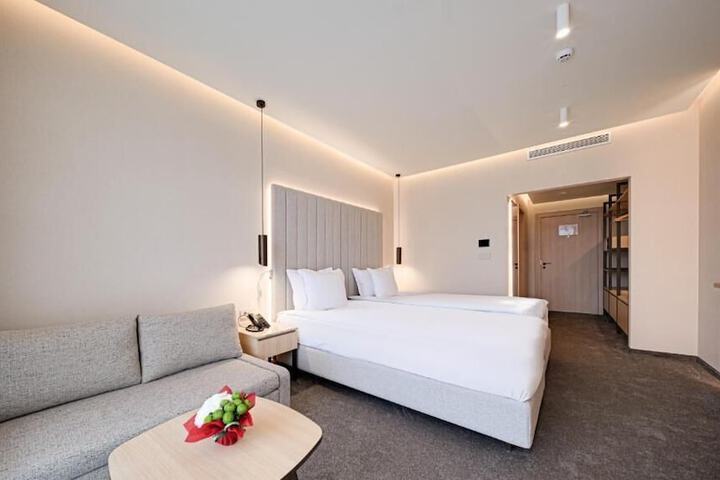 Room 7 of 45