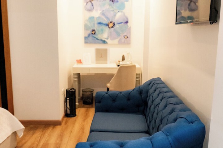 Room 43 of 106