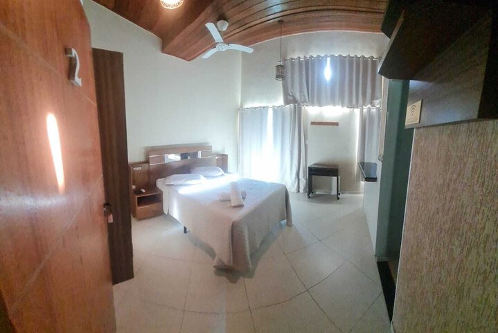 Room 4 of 30