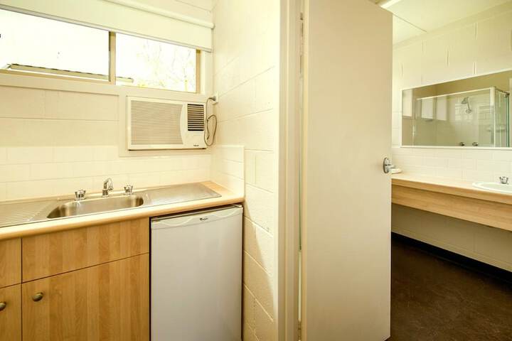 Room 9 of 35