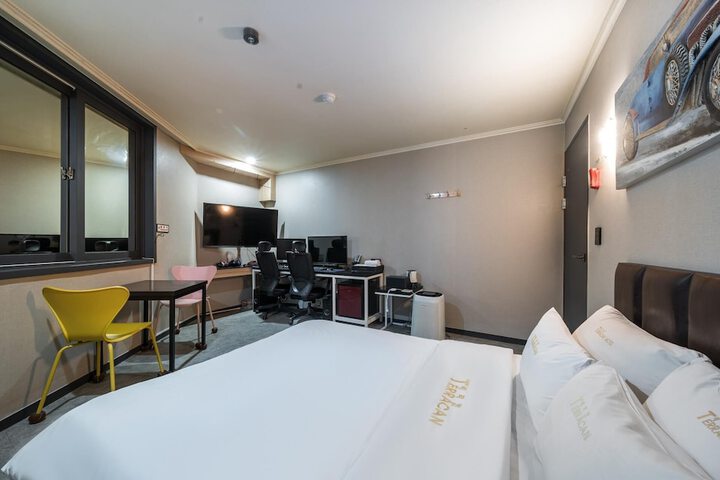 Room 60 of 118