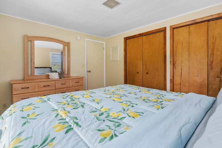 Room 4 of 29