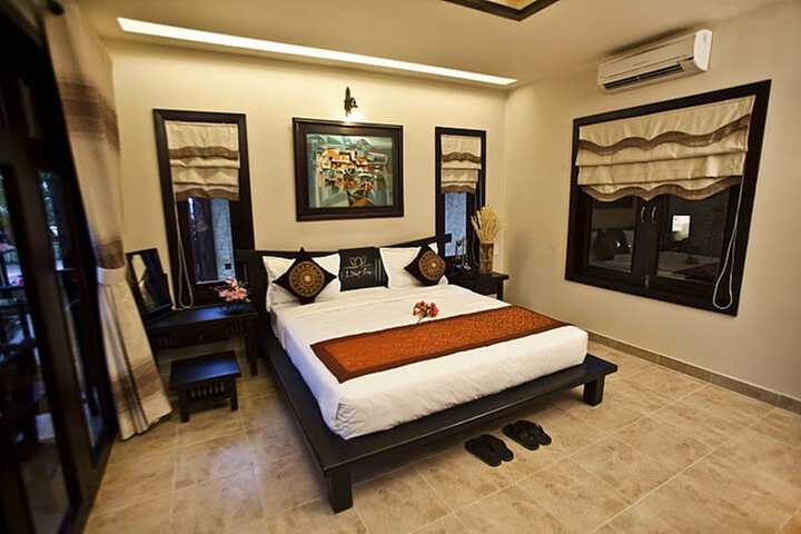Room 3 of 40