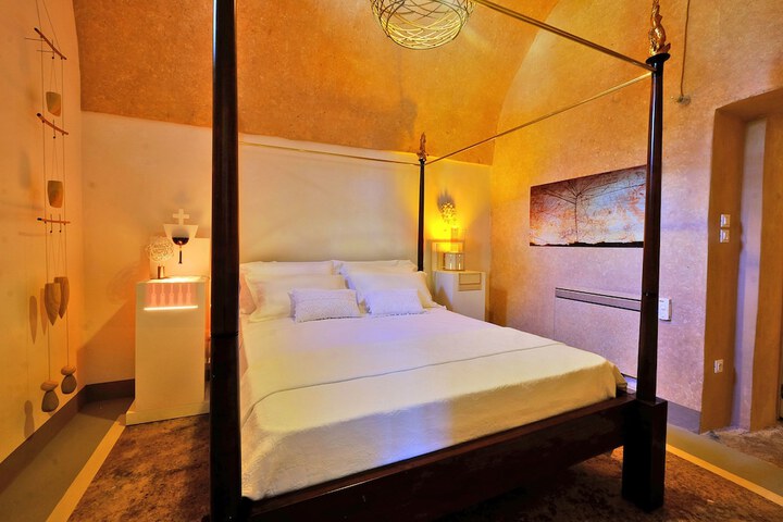 Room 19 of 49