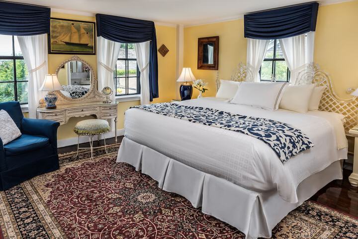 Room 3 of 27