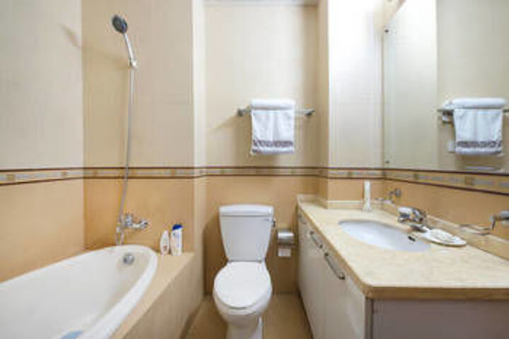 Room 6 of 47