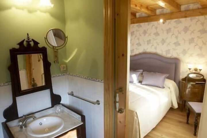 Room 14 of 26