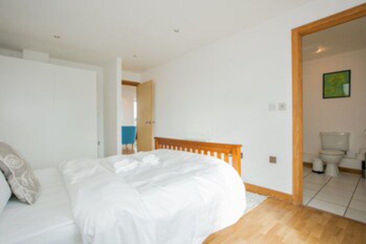 Room 29 of 33