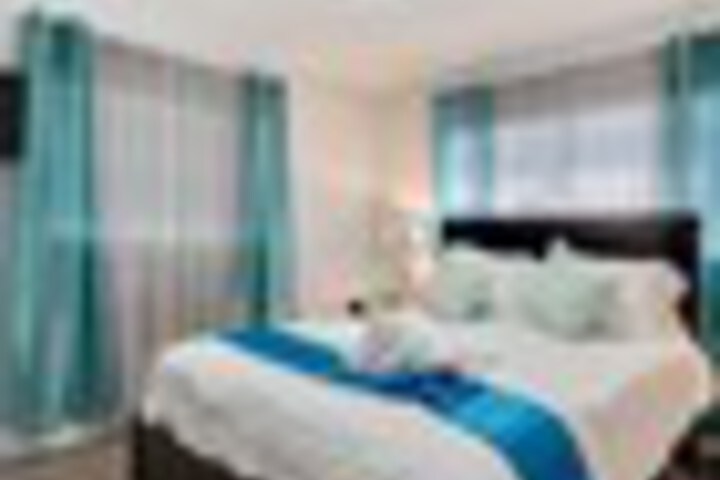 Room 14 of 63