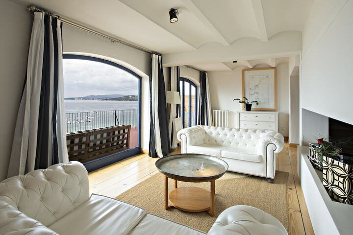 Room 15 of 82