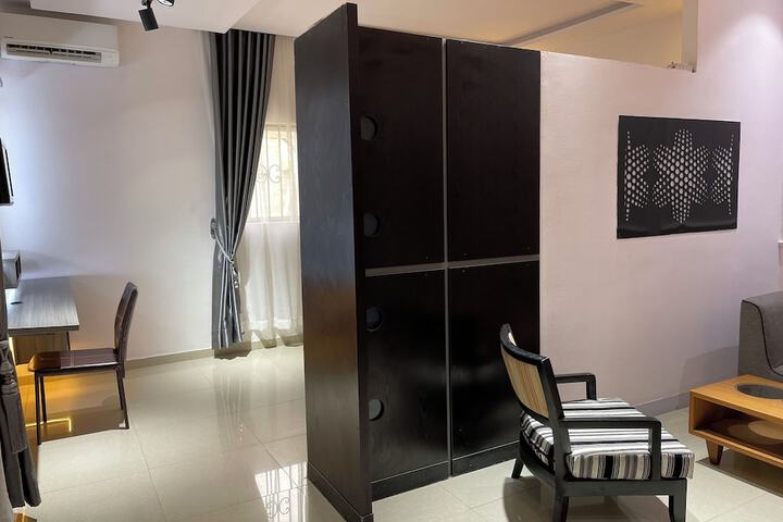Room 200 of 288