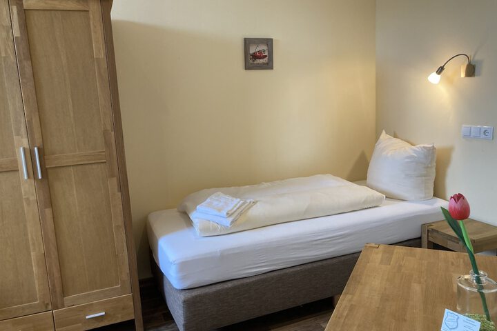 Room 11 of 58